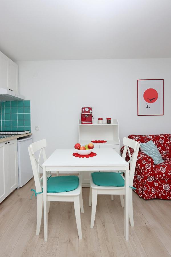 Sha La La - Charming, Unique Studio In A Historic Building Next To A Castle, Wifi, Smart Tv, Washer-Dryer Bakar Luaran gambar