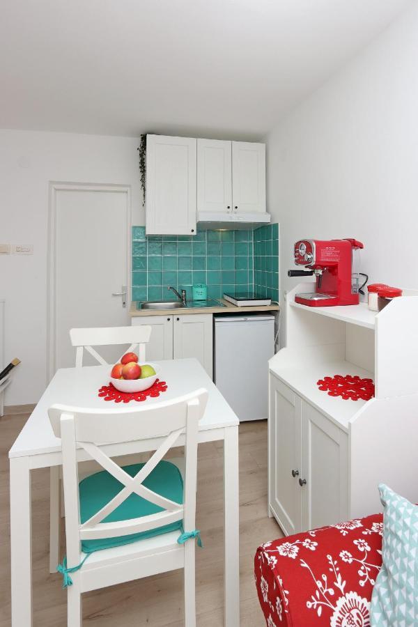 Sha La La - Charming, Unique Studio In A Historic Building Next To A Castle, Wifi, Smart Tv, Washer-Dryer Bakar Luaran gambar