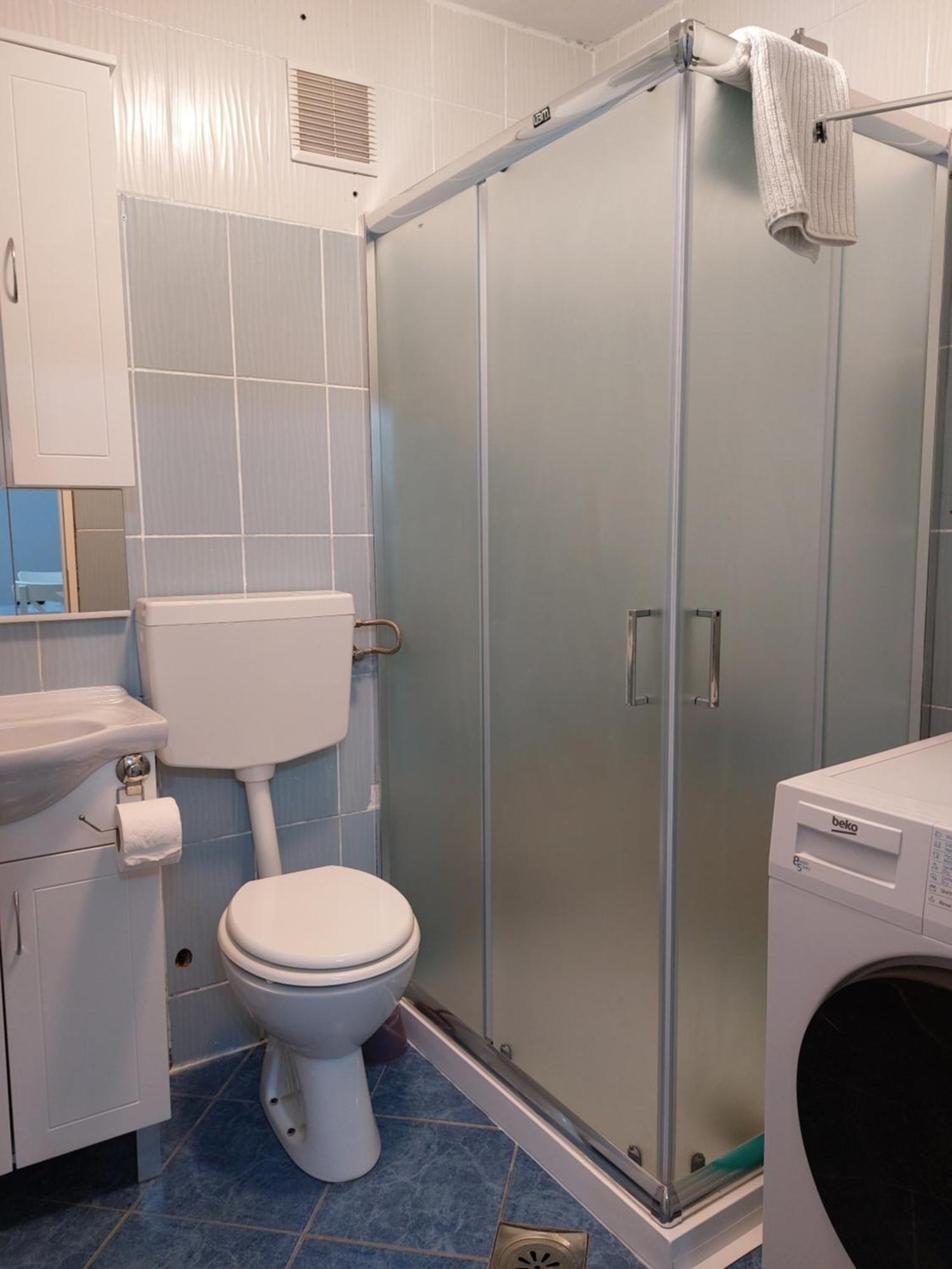 Sha La La - Charming, Unique Studio In A Historic Building Next To A Castle, Wifi, Smart Tv, Washer-Dryer Bakar Luaran gambar